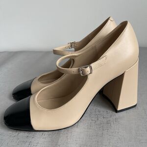Marc Fisher Square Toe Chunky High Heel Charine Pump Beige Black Cap Toe 9 M